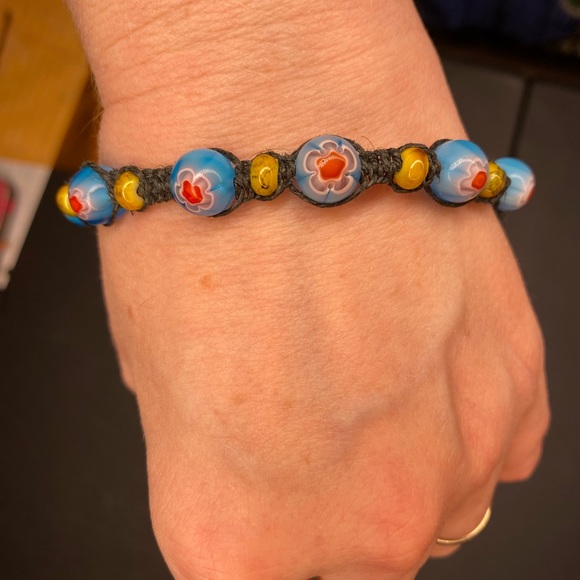 HANDCRAFTED/HANDMADE Red, White, and Blue Glass Flower Beads with Black Hemp - Picture 3 of 5